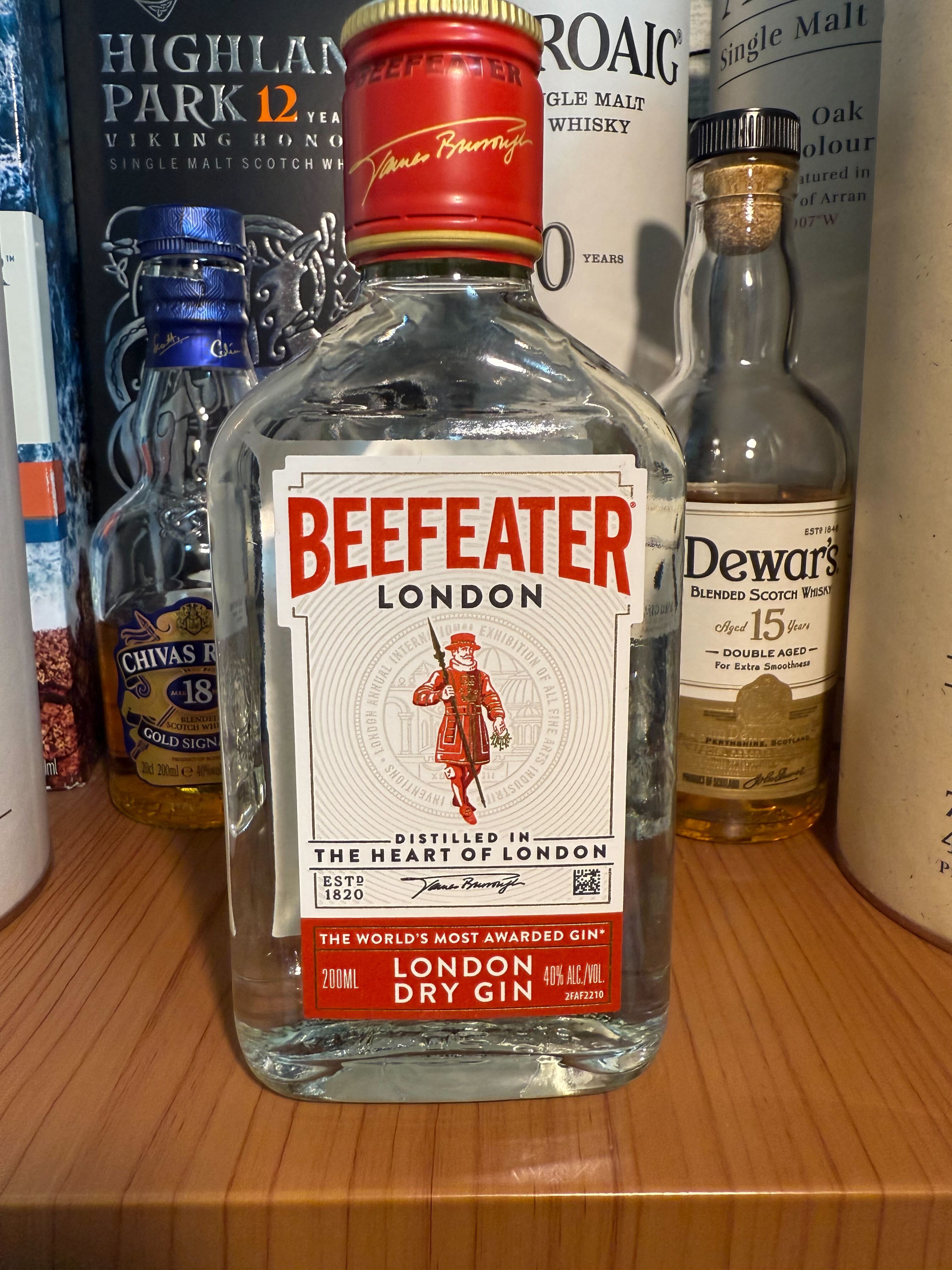 ビーフィータージン 40° BEEFEATER GLONDON DRY GIN | お酒のデータベースサイト お酒DB